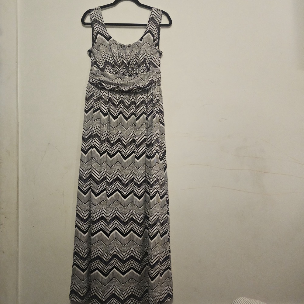 AB Studio Womens Maxi Dress Size Lg - Black & White Striped Geometric Sleeveless